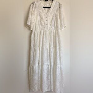 White dress, amorous feelings, feathered printing